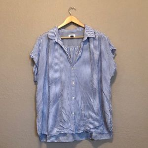 Size XL Old Navy Striped Top